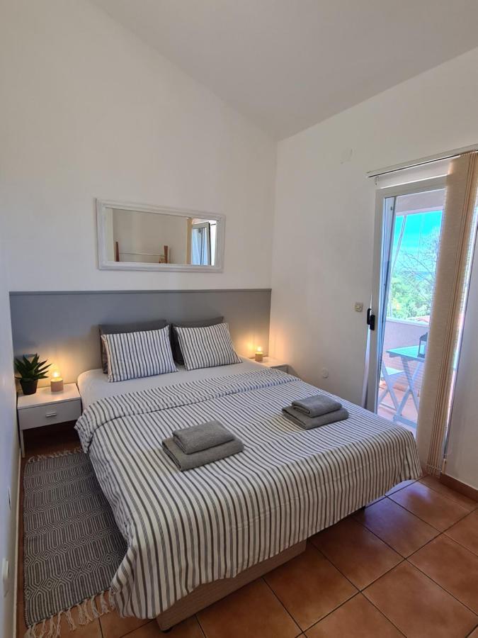 Apartment & Rooms Roza ペロイ 部屋 写真