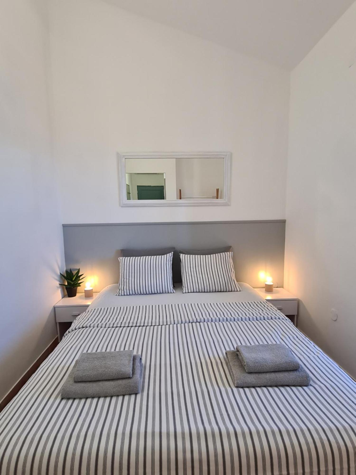 Apartment & Rooms Roza ペロイ 部屋 写真