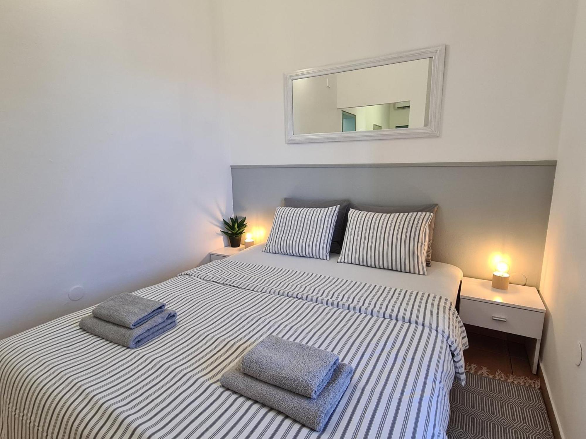 Apartment & Rooms Roza ペロイ 部屋 写真